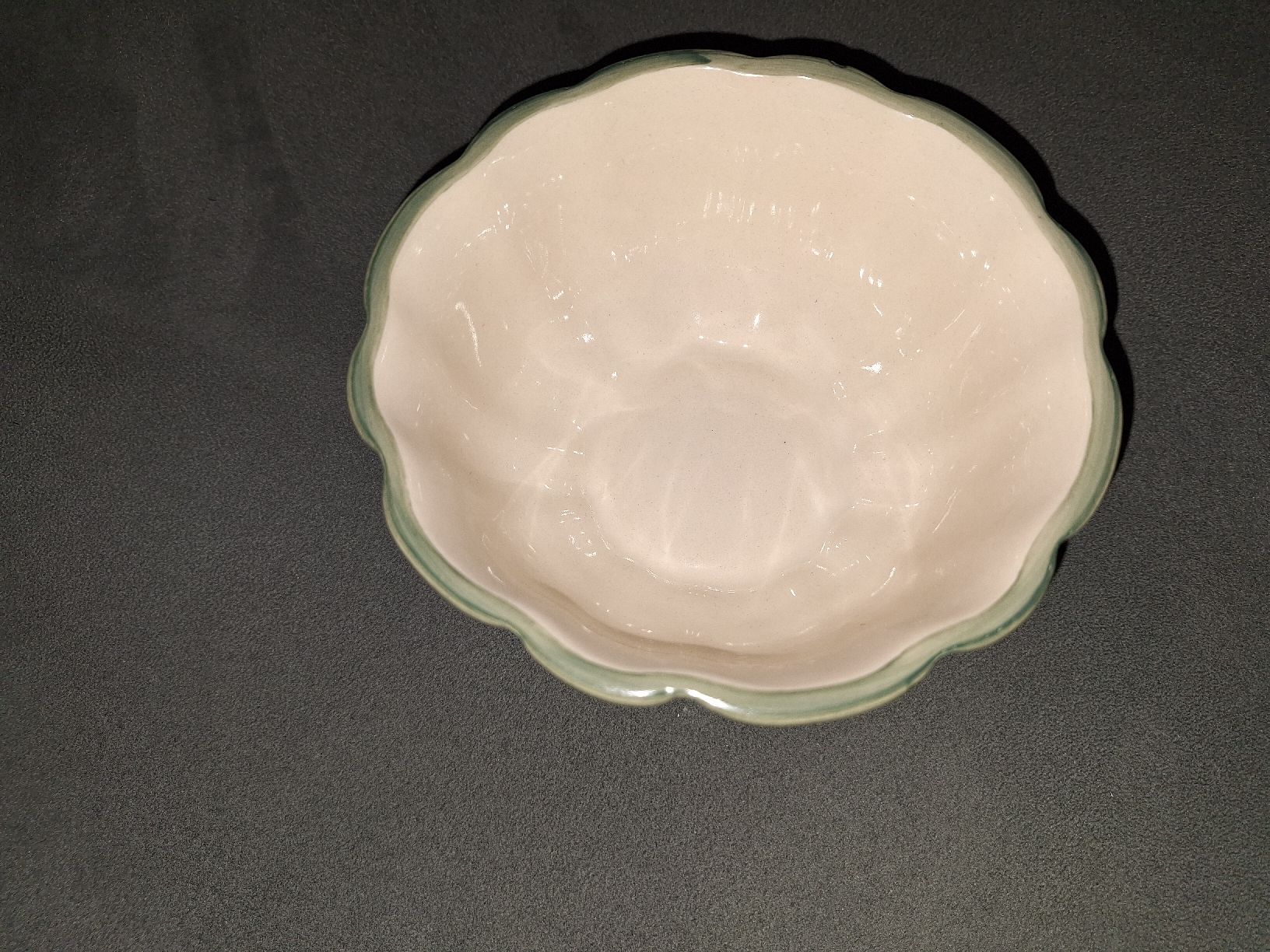 Ciotole: Süsse Keramikschale mit Blumenmuster – Nuovo e nell'imballaggio originale da spreitenbach venduto da lumbalplatte 4