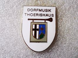 Ansteckpin 88: Dorfmusik Thoerishaus
