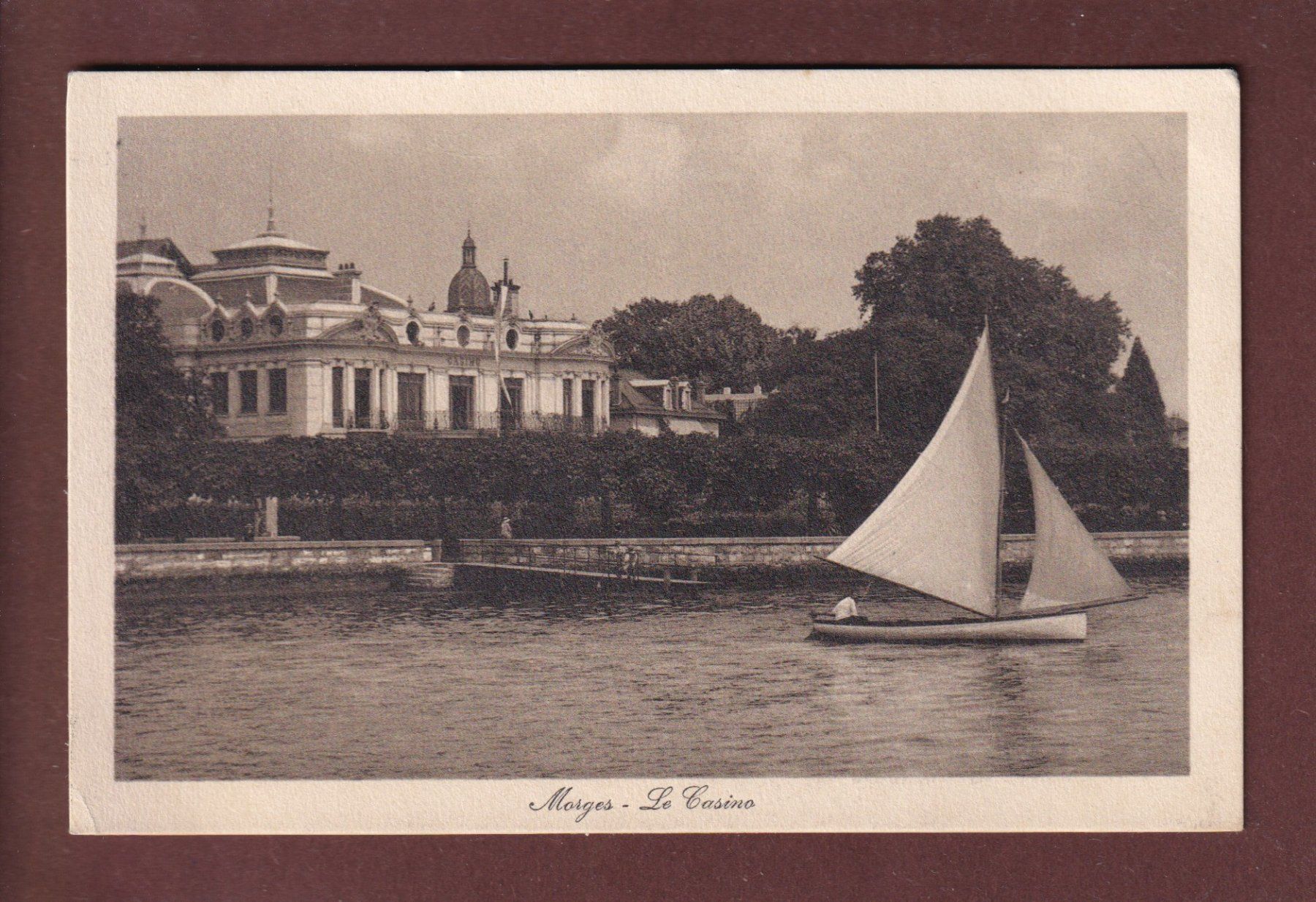 Cartoline postali: MORGES - Le Casino – Usato da Pully venduto da nicecards