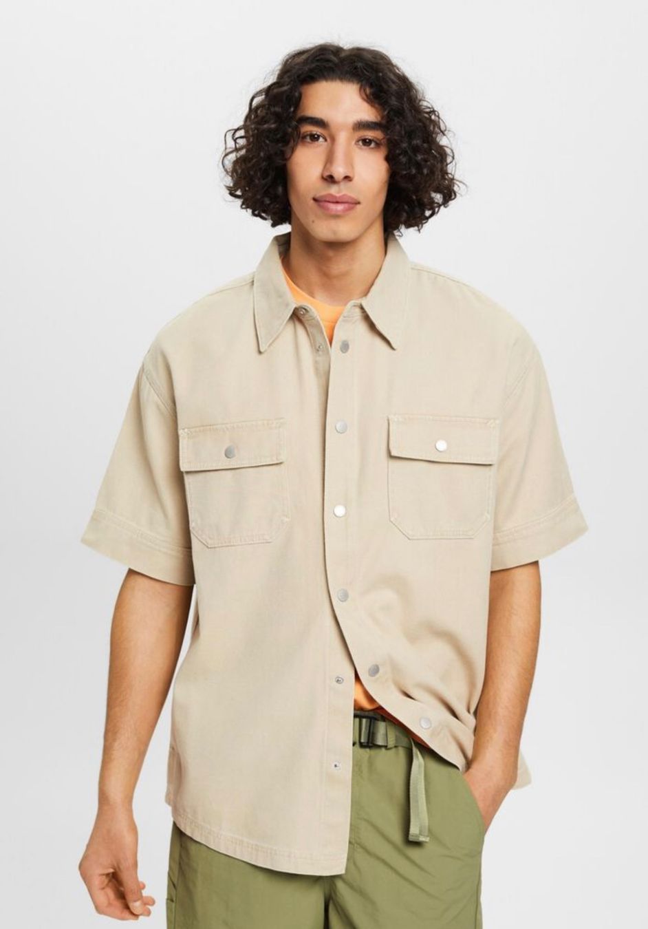 Esprit Camicie: Kurzärmeliges Hemd im Boxy-Style – Nuovo e nell'imballaggio originale da Wittenbach venduto da bes_k8vr 6