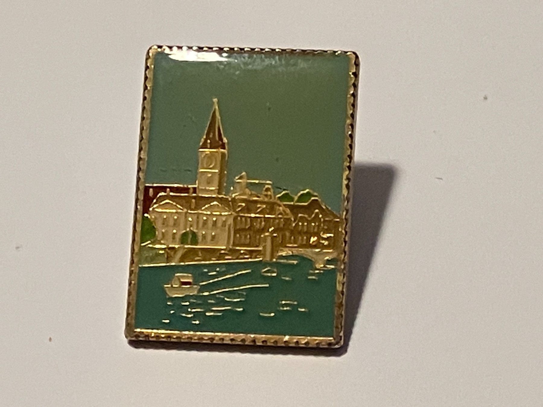 Plaketten & Abzeichen: 1 Pin Zürich – Gebraucht aus Basel von djwwpp