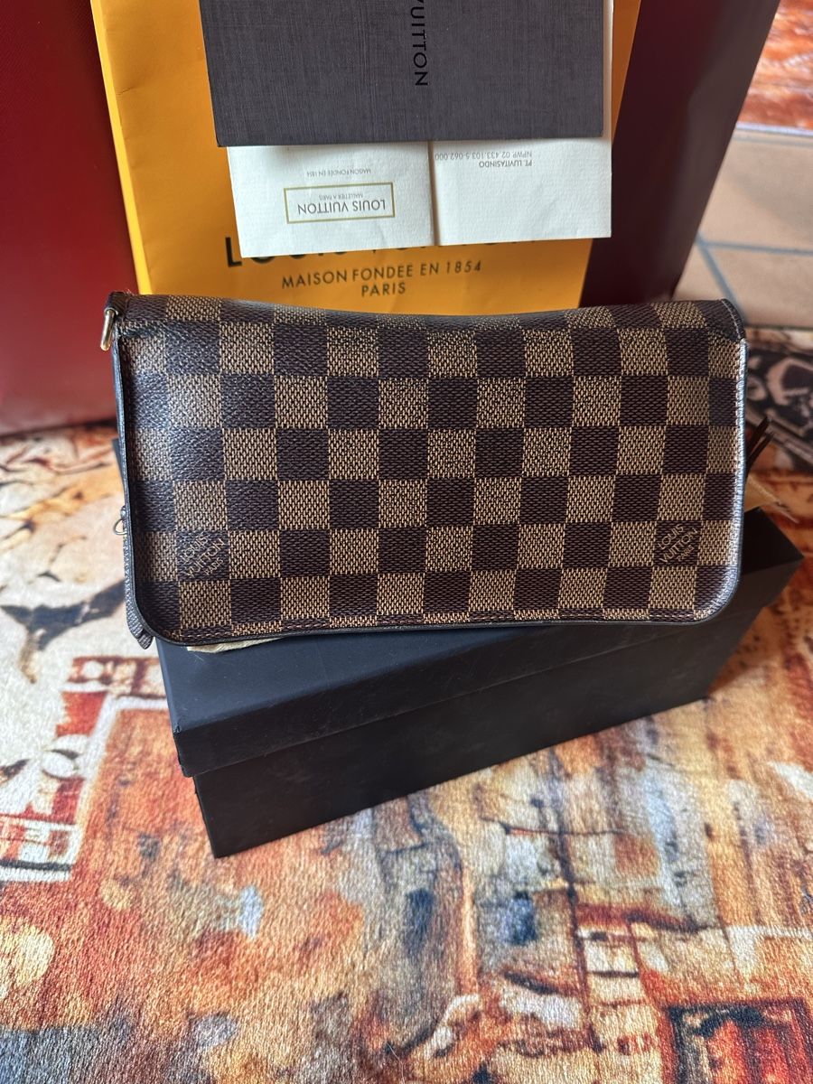 Louis Vuitton Portemonnaie: LV Damier Insolite – Gebraucht aus Heimberg von Sabe_Frau 1