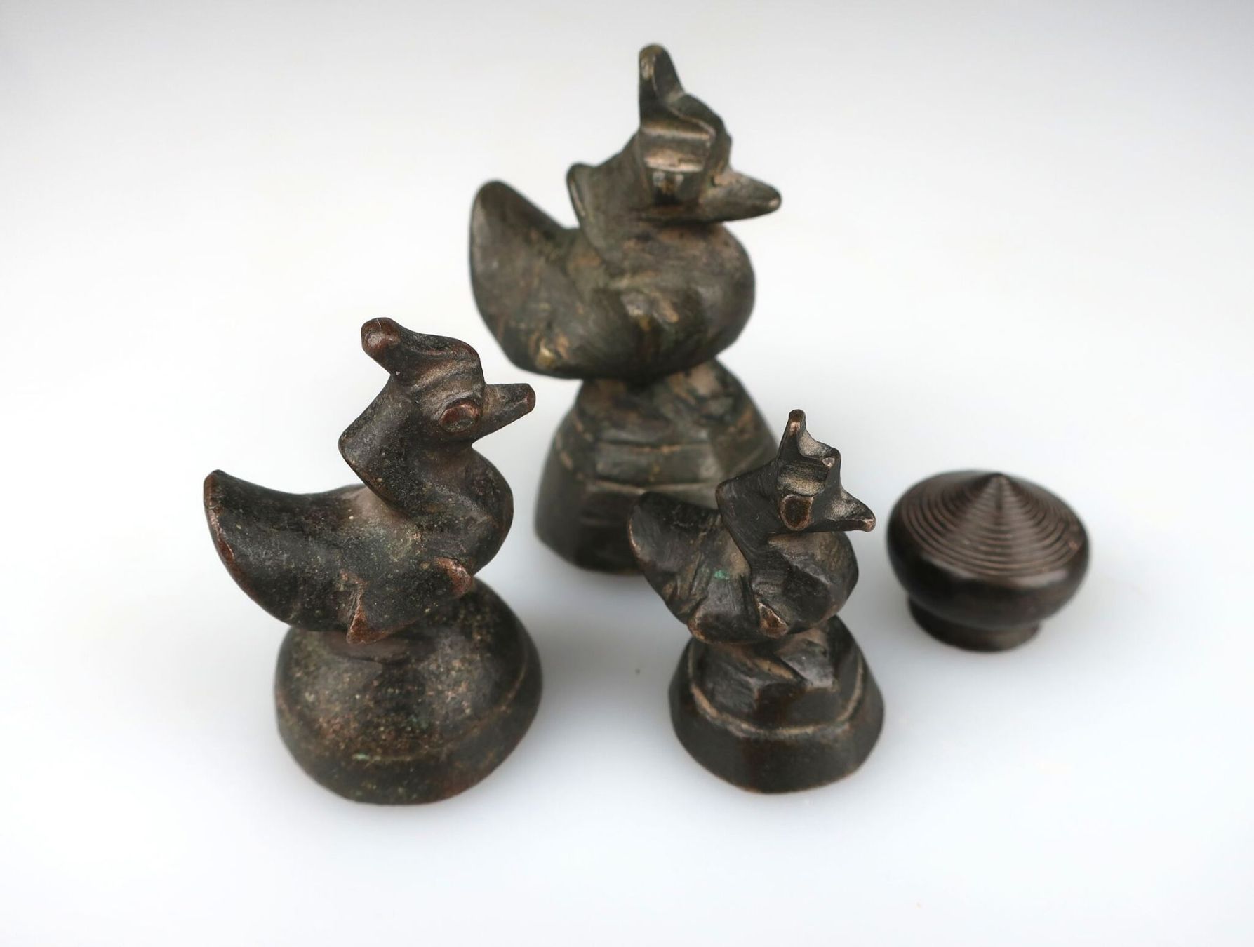 Statuette: Antike Opiumgewichte 4 Stück – Usato da Volketswil venduto da brockipfannenstil