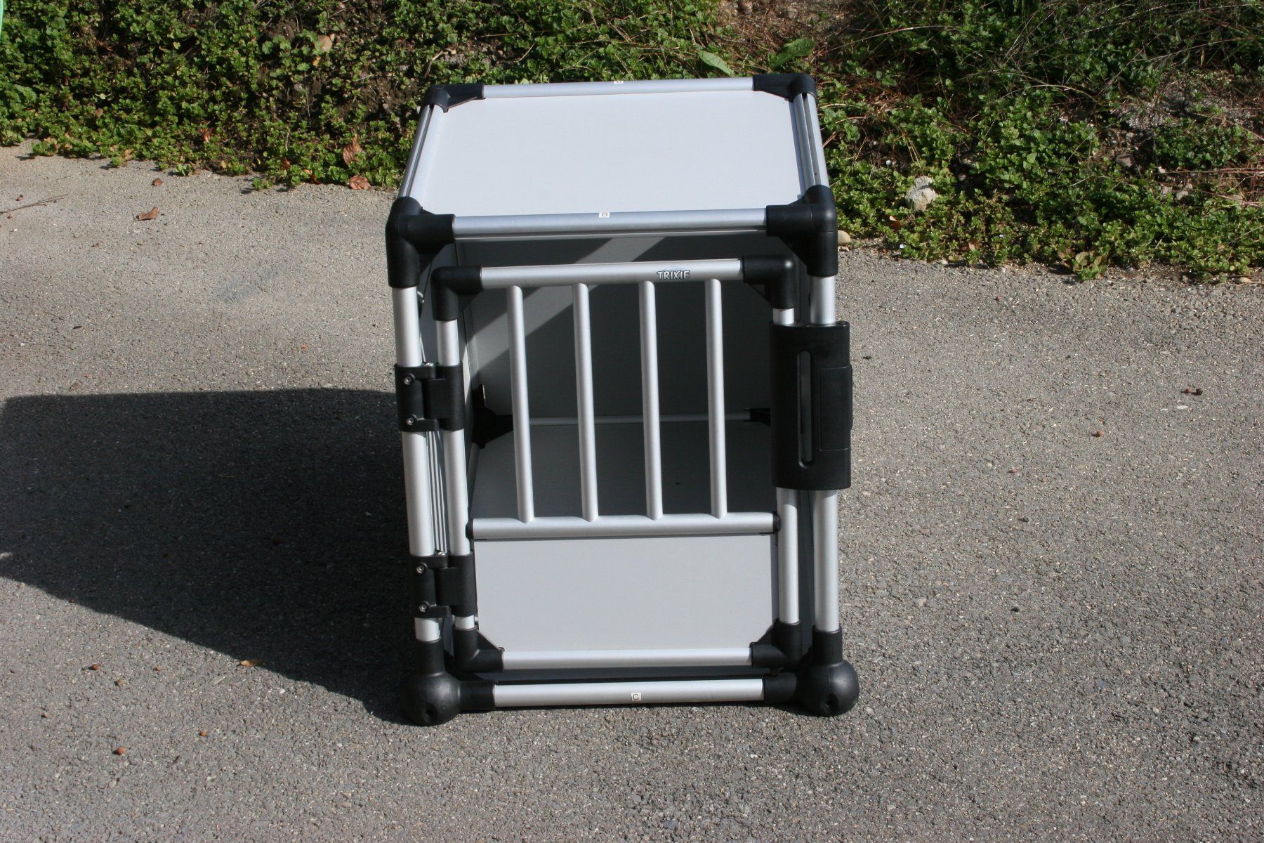 Trixie Käfige, Transport & Sicherheit: HUNDEBOX TRIXIE – Gebraucht aus Wauwil von Vintagesky 2