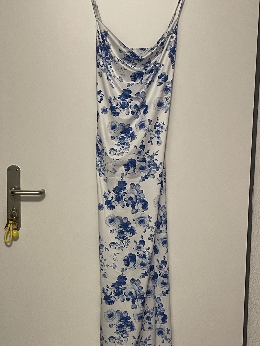 Kleider: Kleid – Neu (gemäss Beschreibung) aus Gossau ZH von Lavinia07