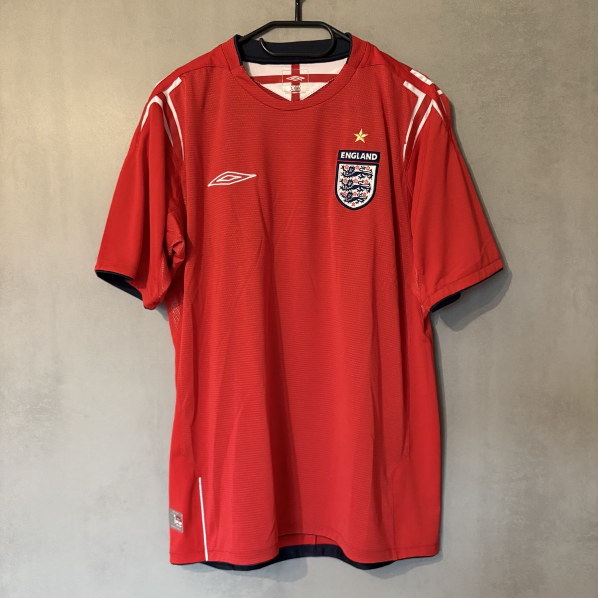 Umbro Canottiere & Pantaloni: England Trikot Umbro – Usato da Winterthur venduto da LaBodega