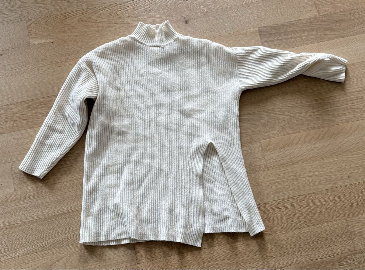 Only Pullover & Sweatshirts: Only Strickpullover Rollkragenpullover mit Schlitz, L only – Gebraucht aus Staad SG von Chirrari 3