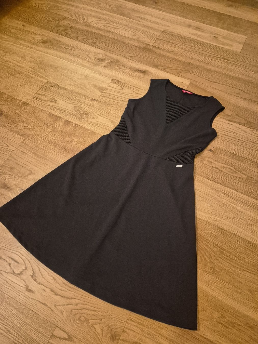 Guess Vestiti: Guess Kleid – Usato da Feusisberg venduto da cts_55rn 2