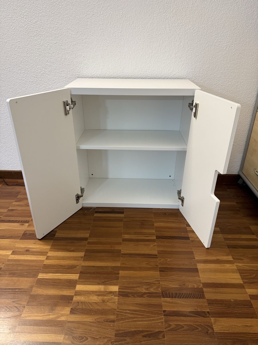 Ikea Armadi: 1x IKEA storage cupboard 63x60x31cm, two doors – Usato da Horgen venduto da thesilverarrow 2