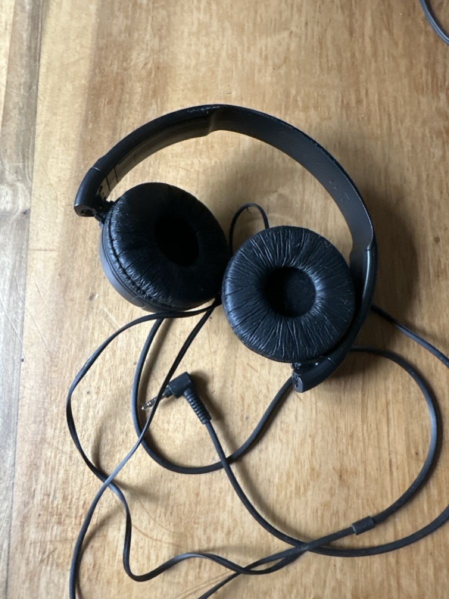 Sony Casques audio: Sony und Philips Kopfhörer – D'occasion à Frauenfeld par aluma14 2