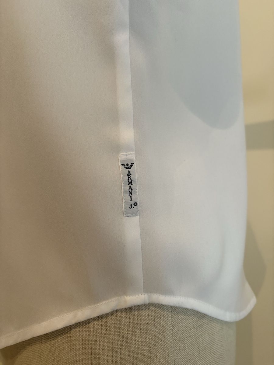 Armani Camicette: Kurzarm Bluse Armani Jeans reinweiss – Nuovo (secondo la descrizione) da Tagelswangen venduto da lykainion 5
