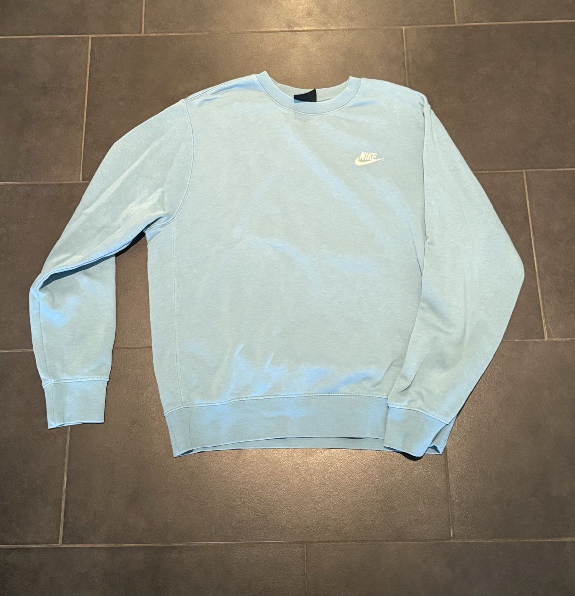 Nike Maglioni & Felpe: Light Blue Nike Sweatshirt - Great Condition! - Spring – Usato da St. Gallen venduto da das_pmk2