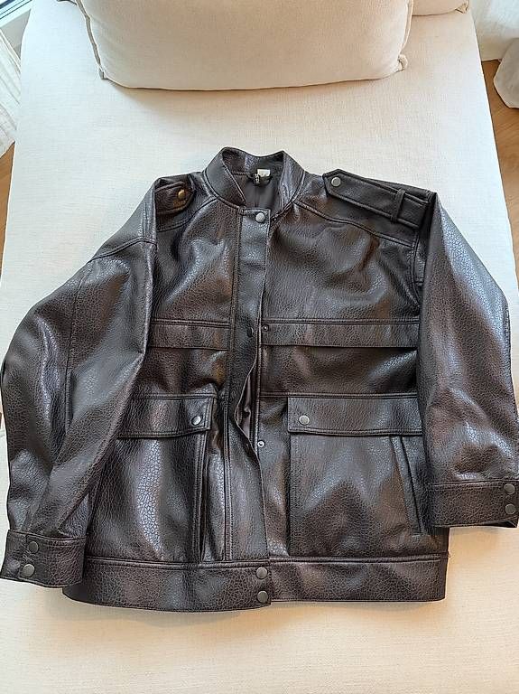 H&M Giacche: JACKE H&M – Usato da Muri AG venduto da enwtx