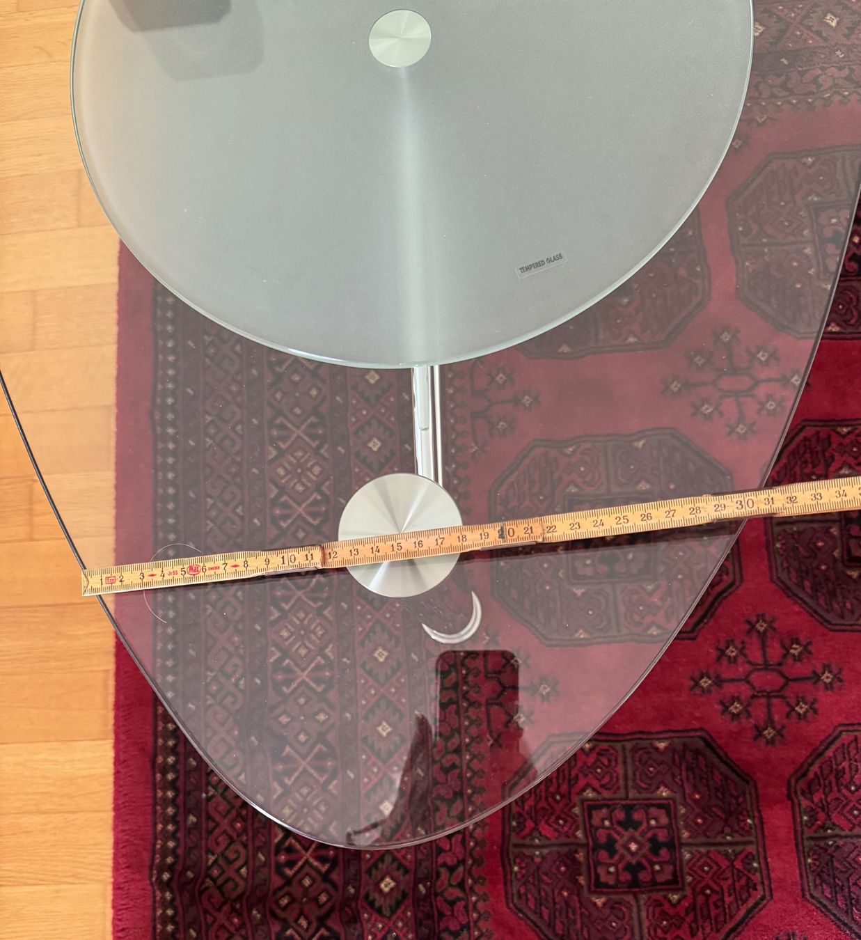 Tables: Glastischchen mit beweglicher Ablagefläche – D'occasion à Brügg BE par limpio01 2