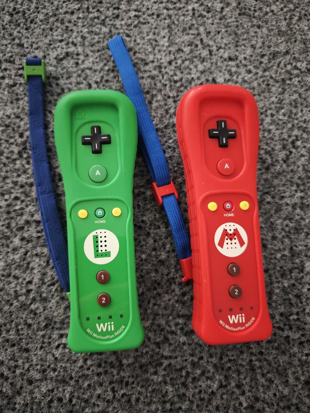 Nintendo Controller: Top Wii MotionPlus Controller Set Mario und Luigi – Gebraucht aus Leibstadt von Rova