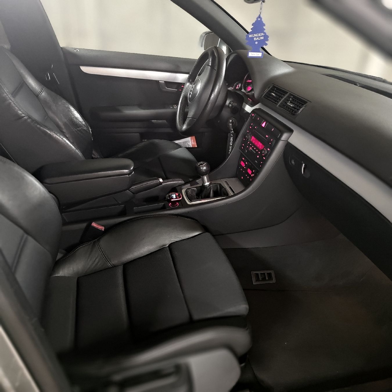 Audi Autos: Audi A4 – D'occasion à Egliswil par bru_8n9d 3