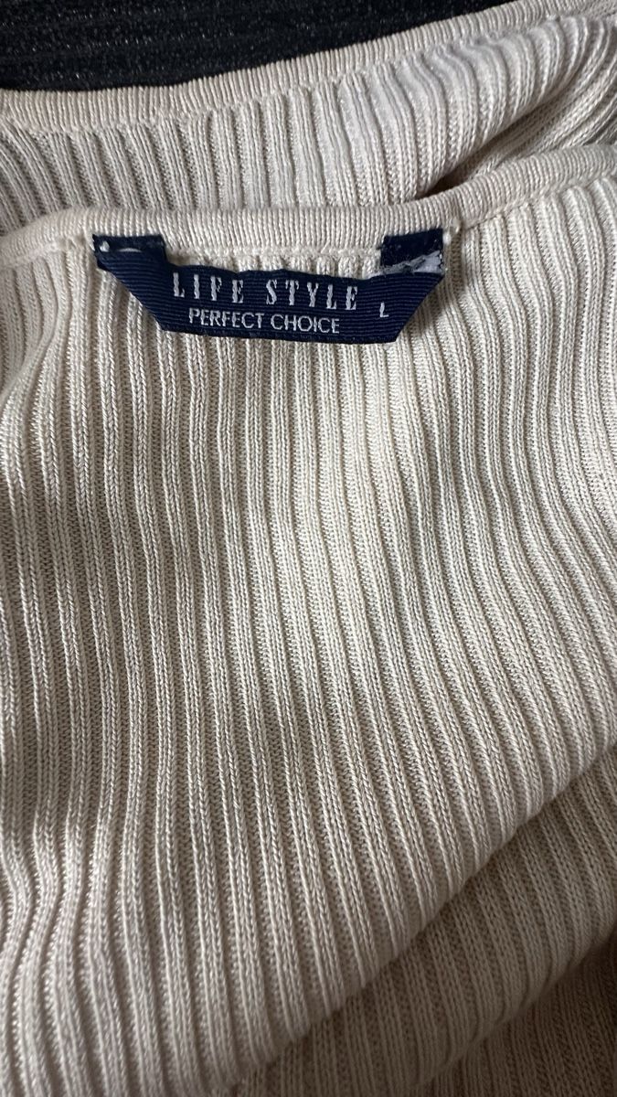 Maglioni & Felpe: Pull Femme 100% Soie Beige Marque L  – Nuovo (secondo la descrizione) da Vuippens venduto da ale_6gkb 3