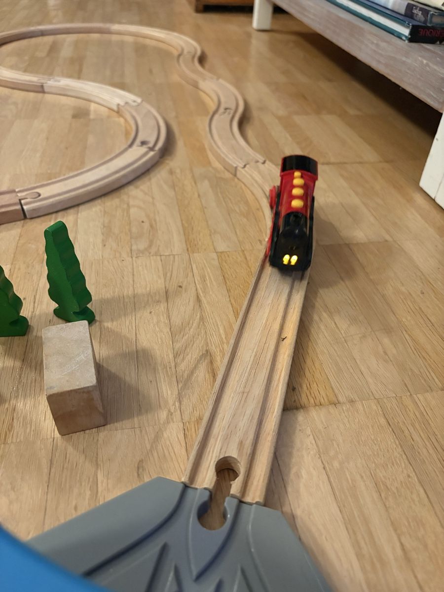 Brio Jouets: Brio and Ikea wood Train Set  and Storage Box – D'occasion à Nyon par Iamher 3