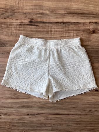 Shorts aus Spitze