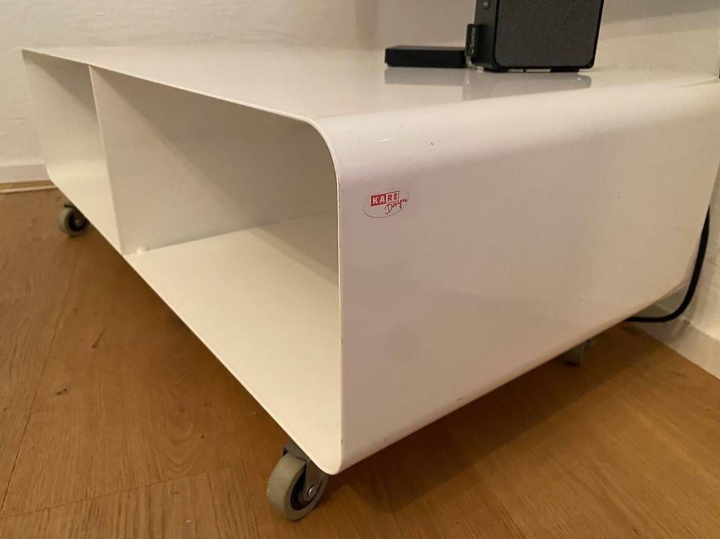 Mobili TV: TV Möbel Metall KaRe Design – Usato da Mühlau venduto da Johuiii 1