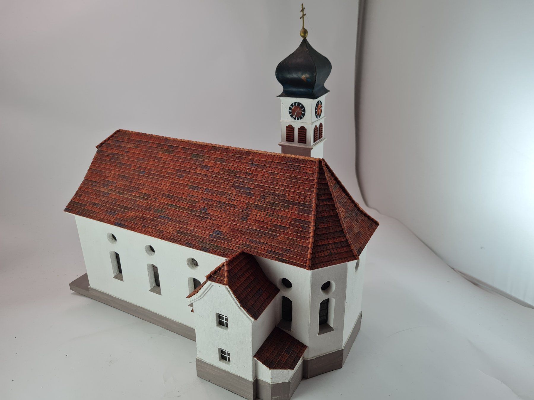 Modellini di ferrovie: 1:87 Kirche Wassen Tip Top Modell Neu – Nuovo (secondo la descrizione) da Belp venduto da AEMA-Modellbau