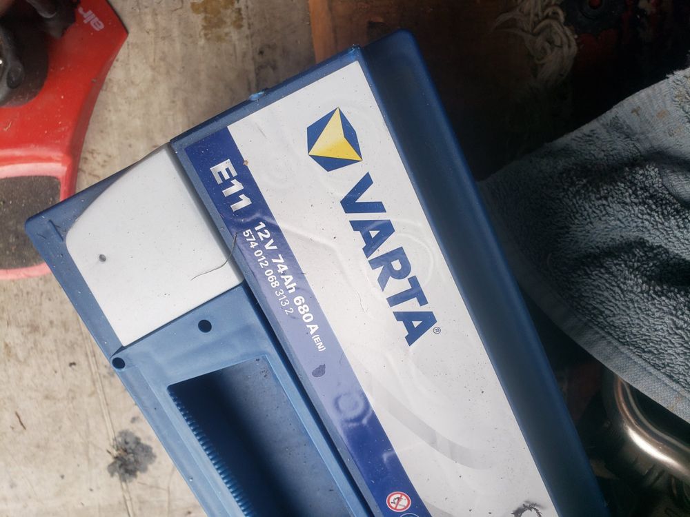 Varta E11 Autobatterie | Kaufen auf Ricardo