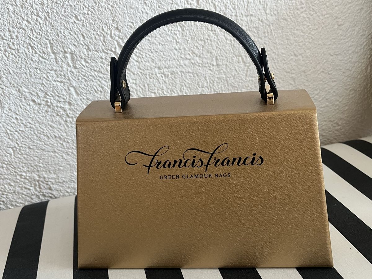 Borse da donna: francisfrancis Designer Tasche gold – Usato da Rorschacherberg venduto da Artmaru 4