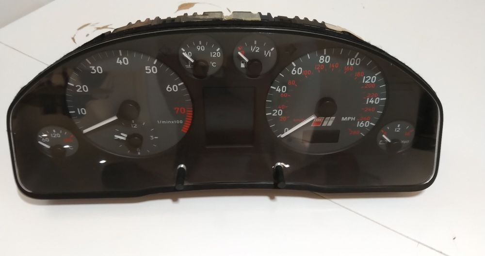 Audi S4 B5 US Meilen Tacho Kombiinstrument Meilen / KM/h Kaufen auf Ricardo