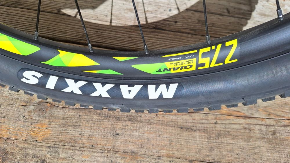 Giant Vélos: Vélo VTT Fully Enduro Giant Stance 2, grandeur S, NEUF – Neuf avec emballage d'origine à Haute-Nendaz par Slidinglio 6