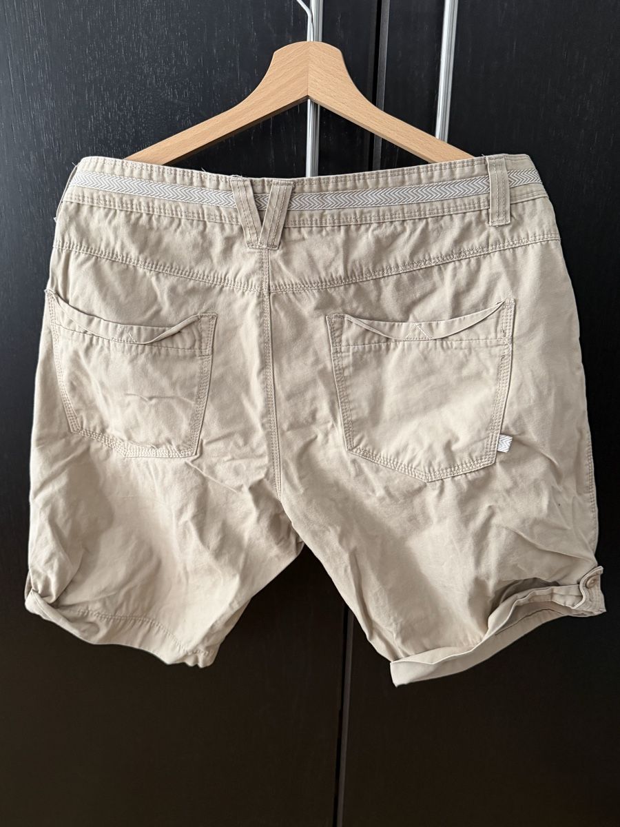Lotti di vestiti: Hose – Usato da Schlieren venduto da Kevek.fashion 2
