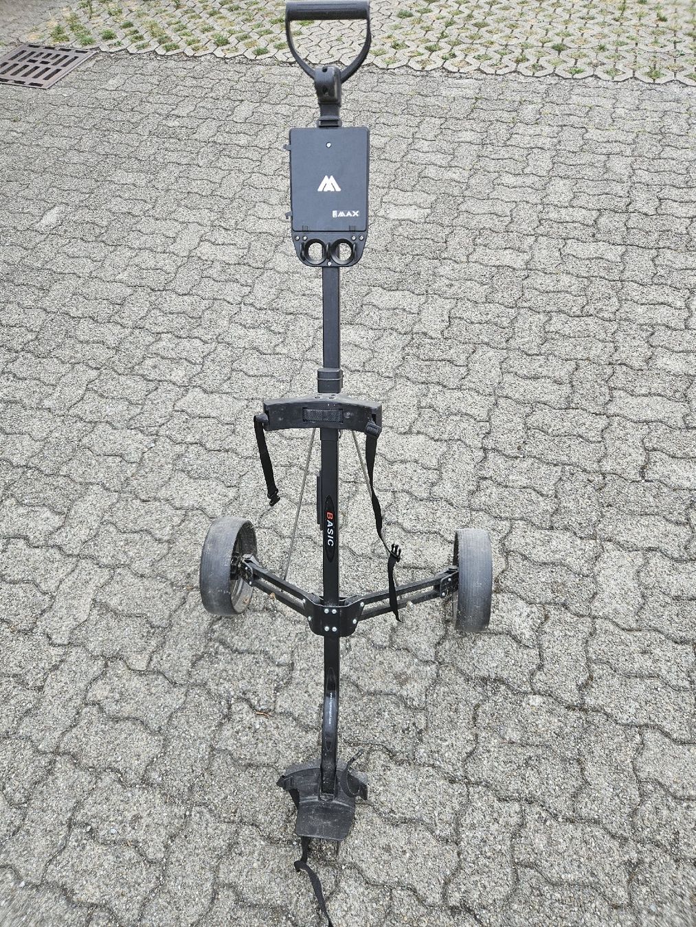 Big Max Trolley: Golf Trolley BASIC schwarz gebraucht guter Zustand – Usato da Dürnten venduto da Andre.schubert 2