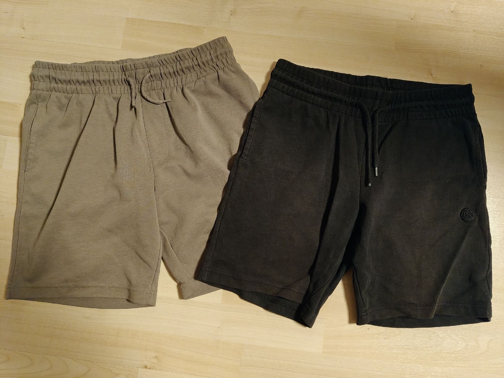 Pantaloni: Shorts Jack & Jones Gr. 176 – Usato da Winterthur venduto da M.P.1972