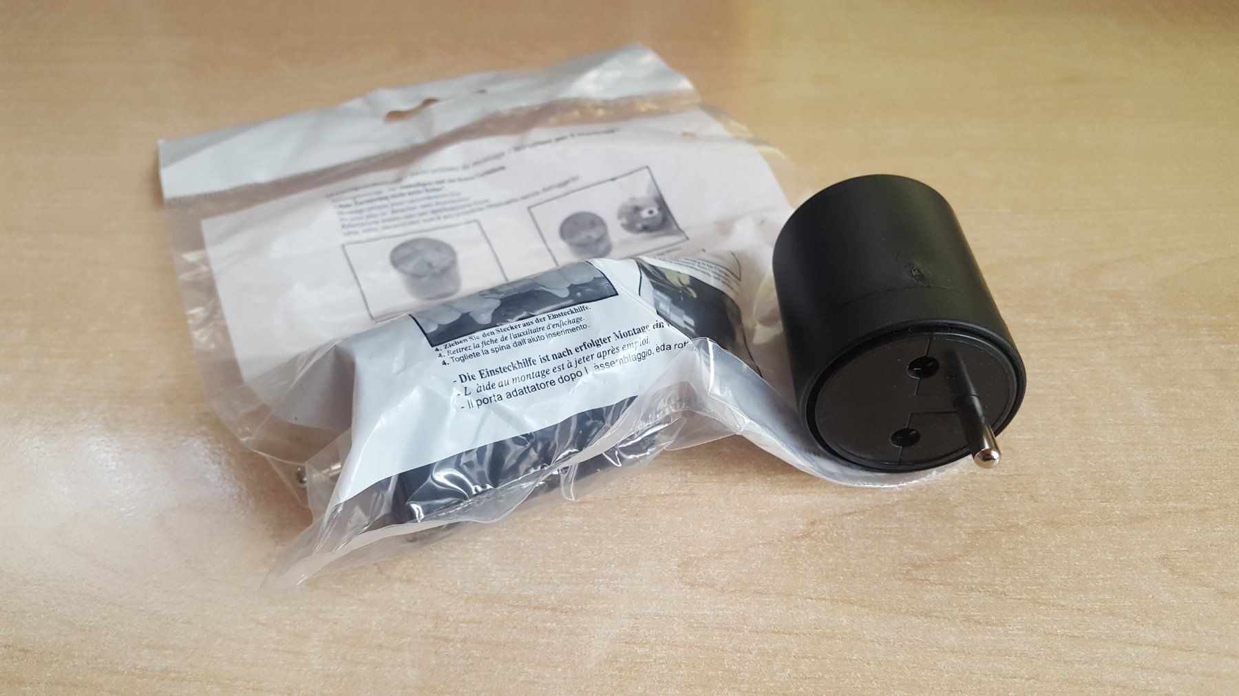Lecteurs & Adaptateurs: Steckeradapter – Neuf avec emballage d'origine à Müllheim Dorf par Linus18 2