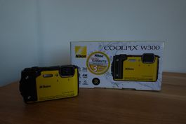 Nikon Coolpix W300 Waterproof OVP - Gelb