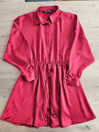 Trends Kleid von Zara