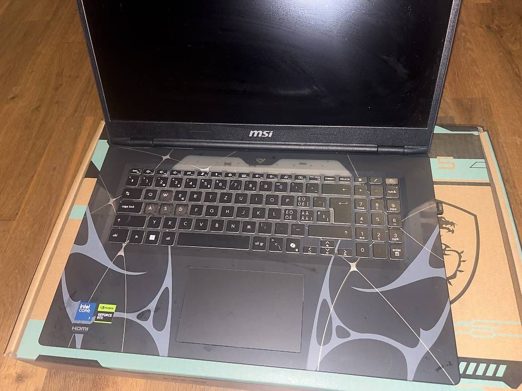 Notebooks: MSI Cyborg 17 Gaming-Laptop – Gebraucht aus Basel von zerothebird 4