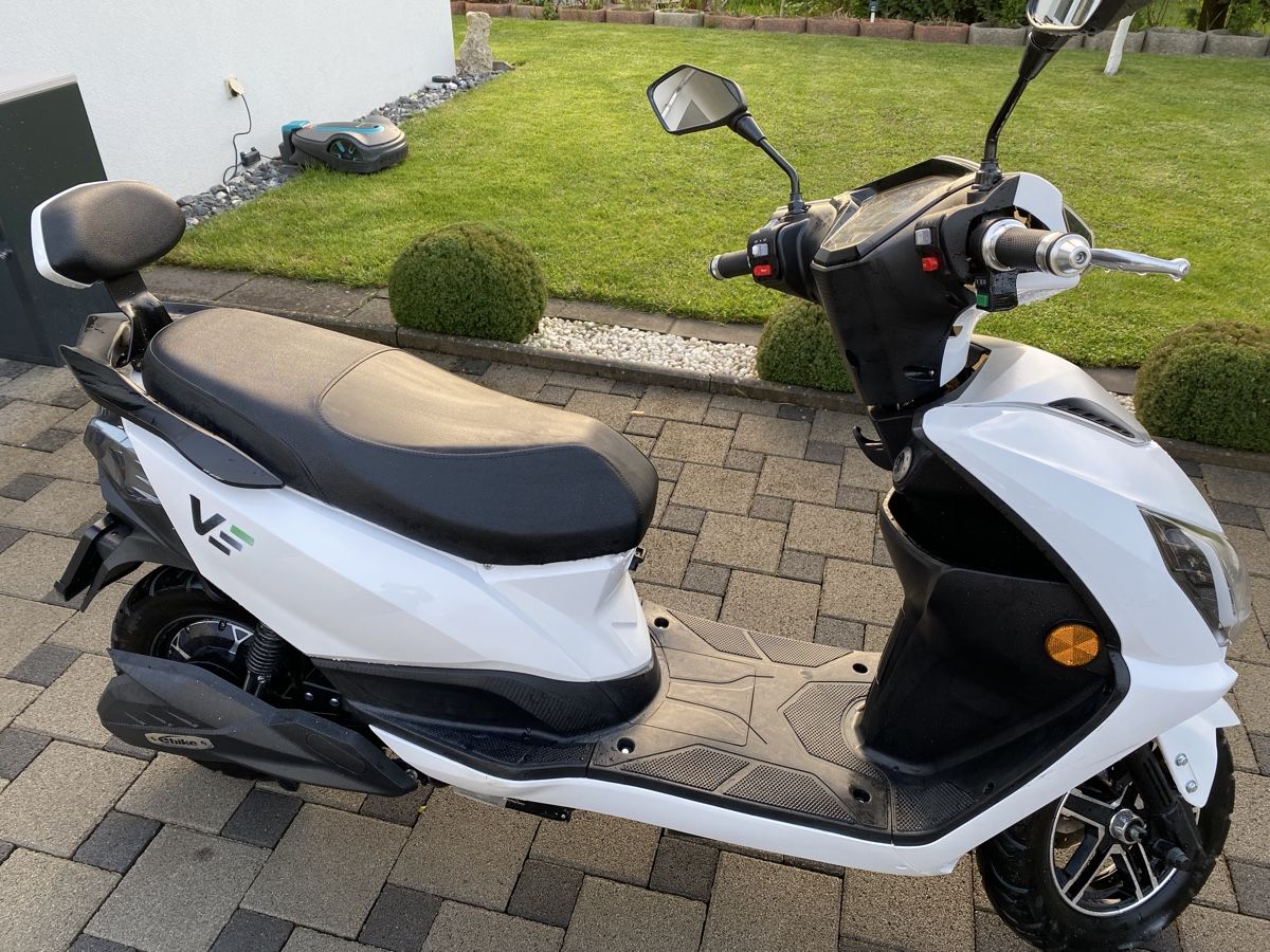 Strasse: Elektro Roller Vengo Leo – Gebraucht aus Würenlingen von Morina32 1