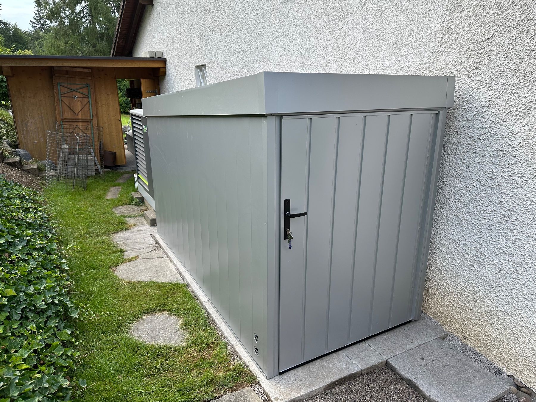 Rifugi: Suport Motorrad Garage Bike Box – Nuovo e nell'imballaggio originale da Bichelsee venduto da 123Tremp321 9