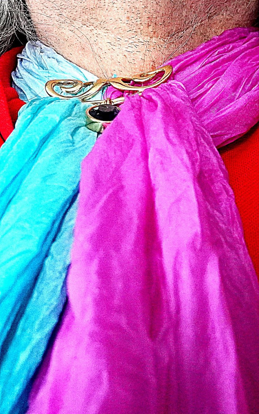 Broches & Aiguilles: Halstuch Brosche Gold mit Aquamarinstein – D'occasion à Baar par 2cvbaar 1
