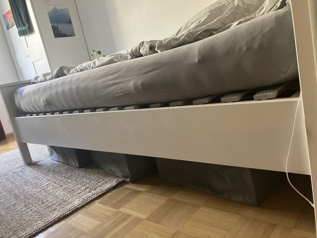 Ikea Letti: Bett 1.40 IKEA Hemnes – Usato da Luzern venduto da ssc_2nzw 1