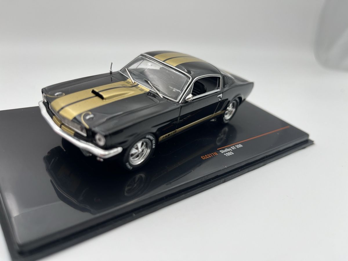 IXO Modellautos: Shelby GT 350, IXO 1:43 – Gebraucht aus Broc von Jenson7