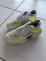 Neue Sneakers von Marc Cain in 38