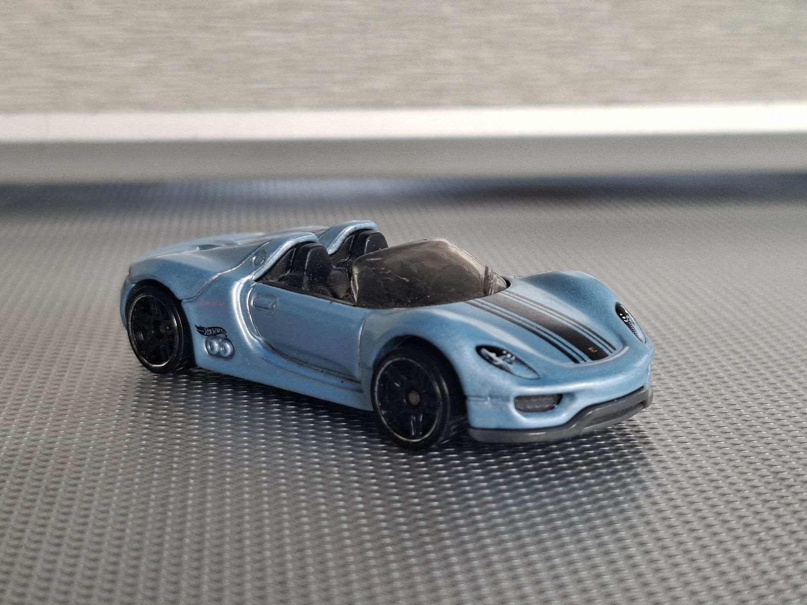 Hot Wheels Modellini d'auto: HOT WHEELS PORSCHE 918  – Usato da Reinach BL venduto da vwbora75 2