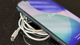 Apple iPhone 14 128GB Schwarz Inkl. Ladekabel