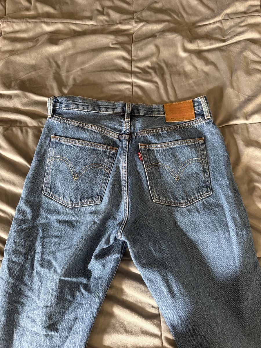 Levi's Jeans: Jeans Levis 501 – Usato da Montsevelier venduto da Duna2210 1