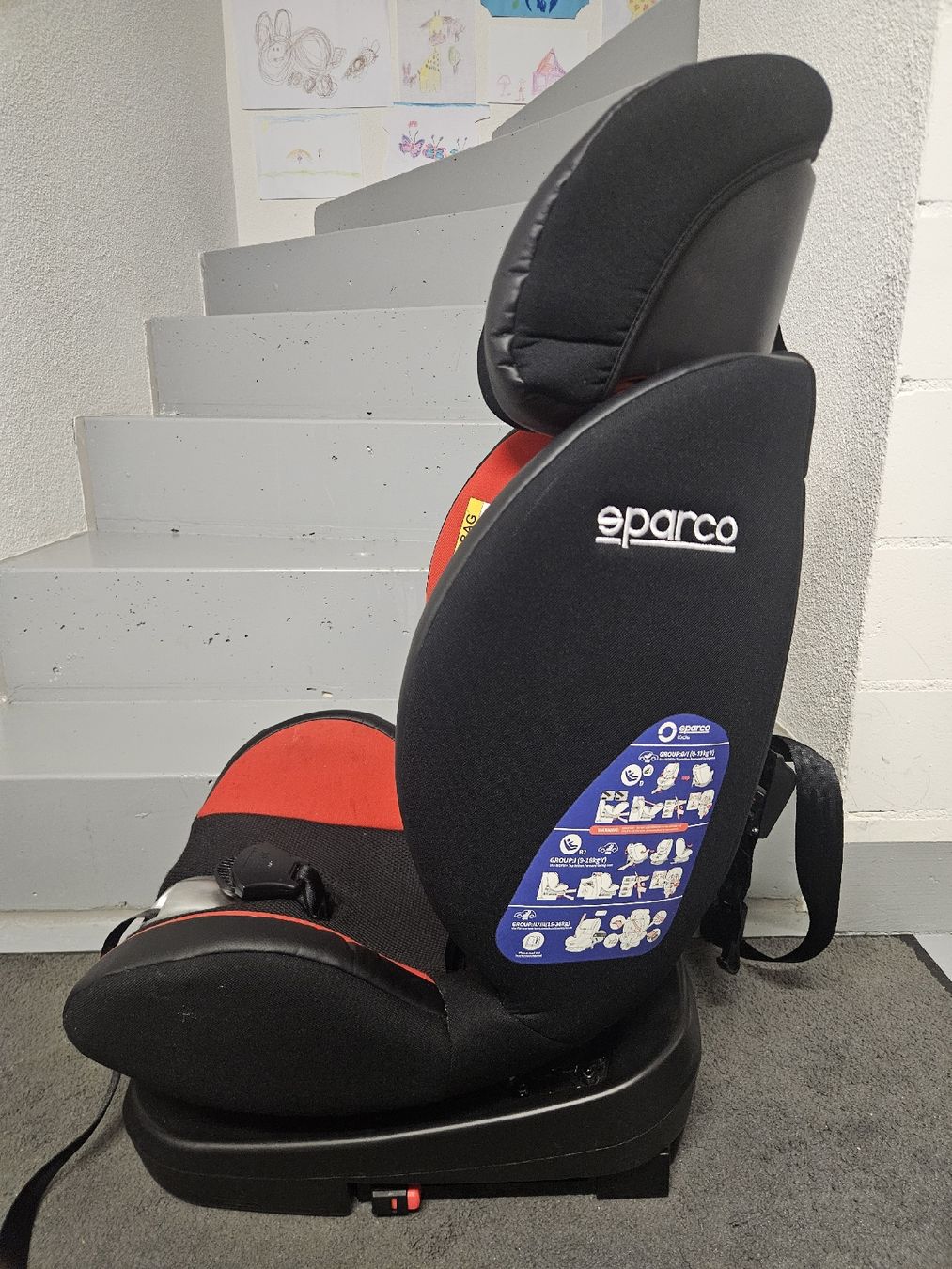 Sparco Auto-Kindersitze: Sparco Kindersitz rot – Gebraucht aus Attikon von is-f 2