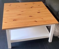 Table basse bois et blanc avec étagère