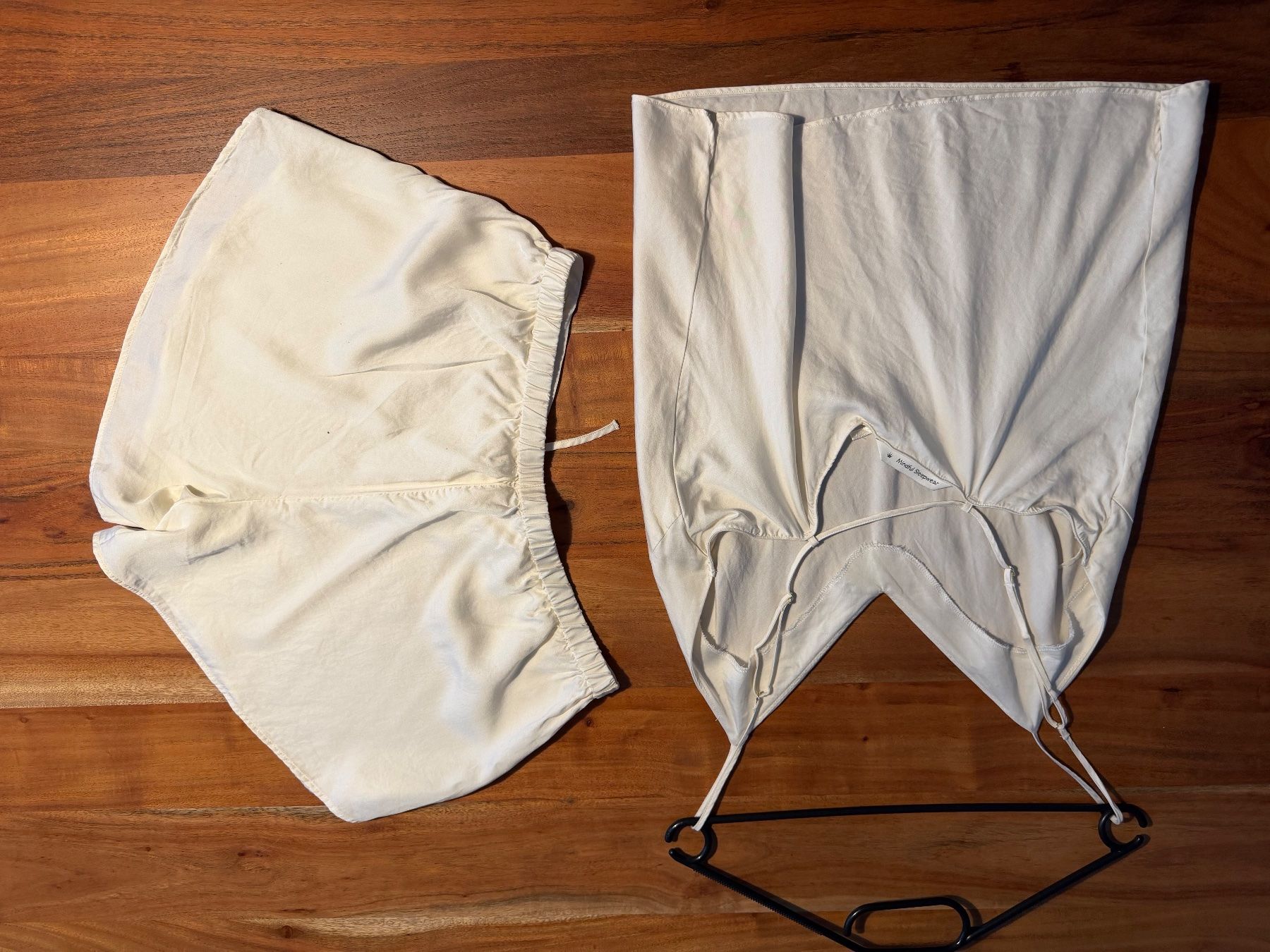 Triumph Negligees & Pigiami: Triumph 2PCES en soie écru 42 – Nuovo (secondo la descrizione) da Neuchâtel venduto da nini068 3