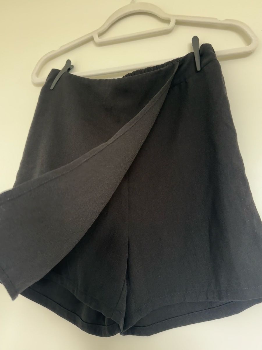 Vero Moda Gonne: Vero Moda Hosenrock schwarz – Usato da Pratteln venduto da sia_uk27 1