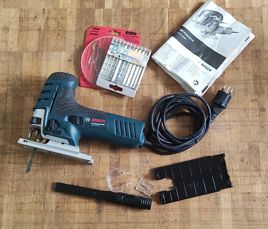Tutte le macchine: Bosch GST 150CE Professional Stichsäge – Usato da BASEL venduto da E-Bro.Electro 3